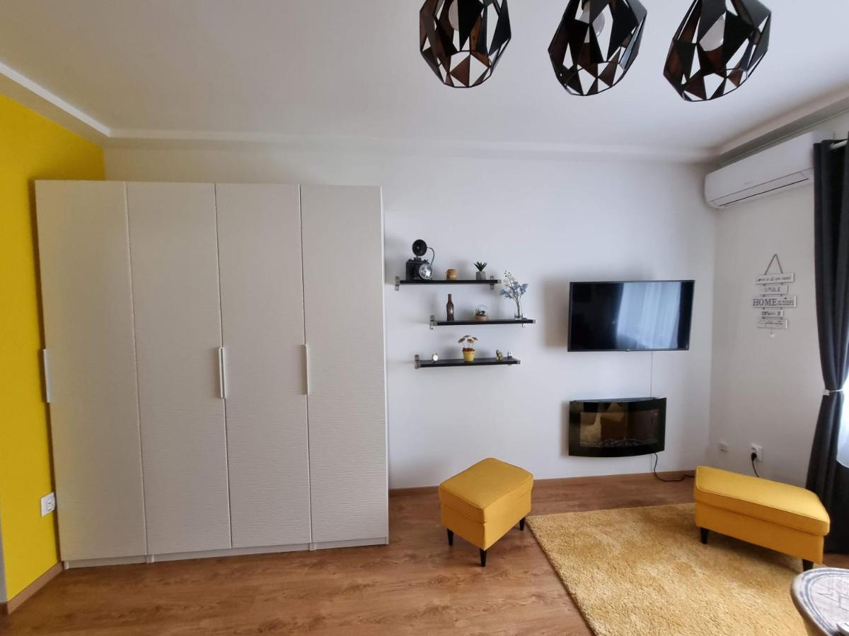 Апартаменти Flora Apartman Сегед Екстер'єр фото